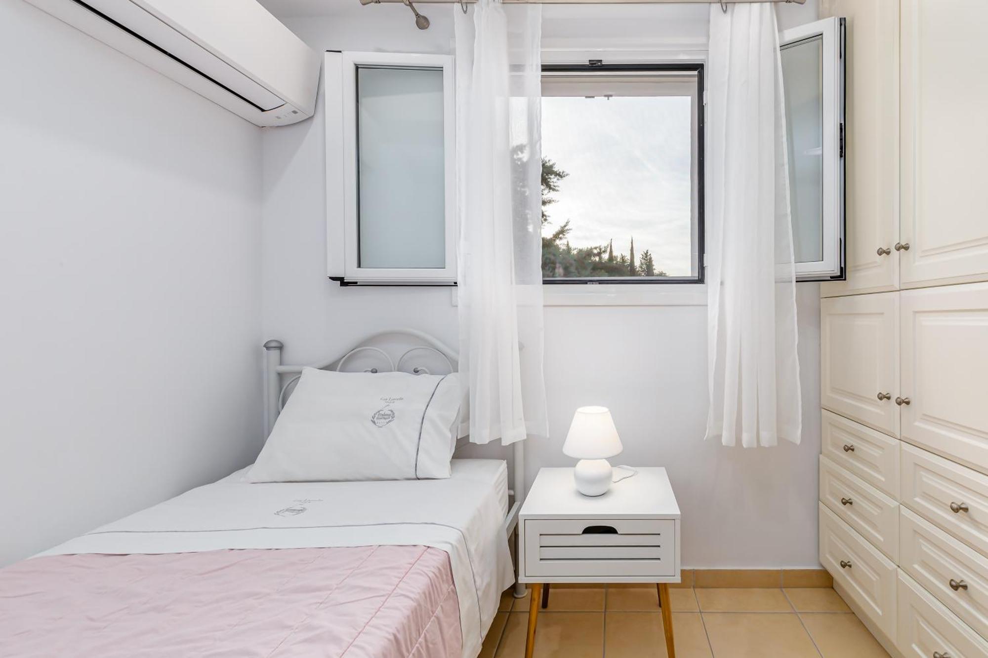 Villa Olivia Corfu - Amazing Sea-View 3 Bedroom Villa With A Pool Gazátika エクステリア 写真